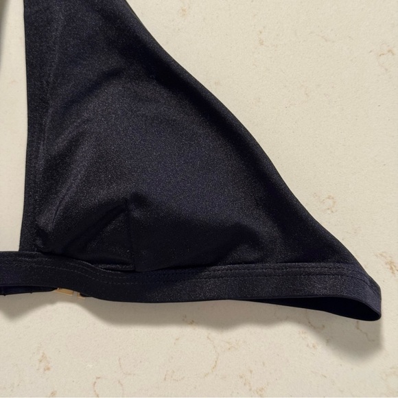 Victoria’s Secret Black Bikini Top SIZE Small - Picture 5 of 8